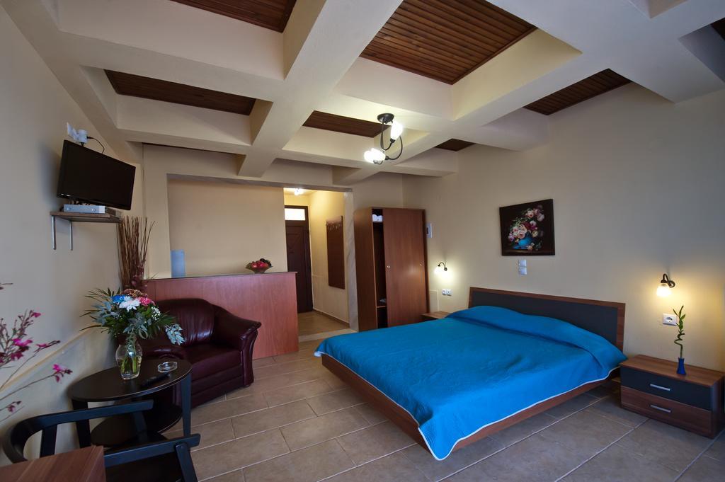 Seydnaya Apartments&Studios Neos Marmaras Bagian luar foto
